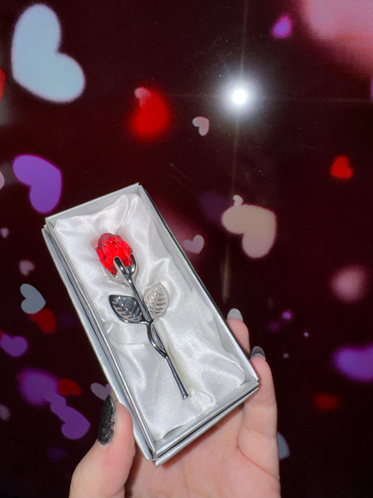 Introducing the Crystal Glass Rose Flower, a timeless and exquisite expression of love for Valentine's Day